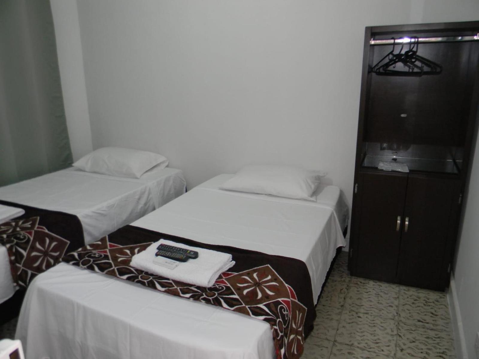 Hospedaje's He Homestay Cali